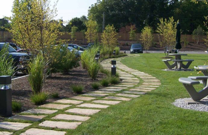 Commercial Landscaping-League City TX Landscape Designs & Outdoor Living Areas-We offer Landscape Design, Outdoor Patios & Pergolas, Outdoor Living Spaces, Stonescapes, Residential & Commercial Landscaping, Irrigation Installation & Repairs, Drainage Systems, Landscape Lighting, Outdoor Living Spaces, Tree Service, Lawn Service, and more.