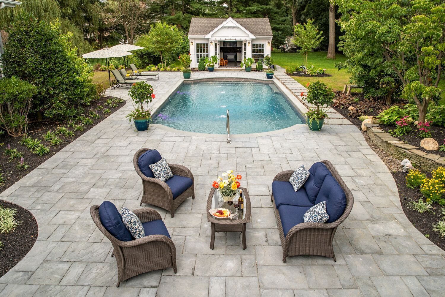 League City TX Landscape Designs & Outdoor Living Areas Home Page Image-We offer Landscape Design, Outdoor Patios & Pergolas, Outdoor Living Spaces, Stonescapes, Residential & Commercial Landscaping, Irrigation Installation & Repairs, Drainage Systems, Landscape Lighting, Outdoor Living Spaces, Tree Service, Lawn Service, and more.