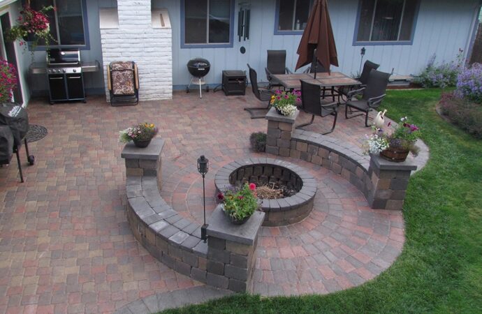 Stonescapes-League City TX Landscape Designs & Outdoor Living Areas-We offer Landscape Design, Outdoor Patios & Pergolas, Outdoor Living Spaces, Stonescapes, Residential & Commercial Landscaping, Irrigation Installation & Repairs, Drainage Systems, Landscape Lighting, Outdoor Living Spaces, Tree Service, Lawn Service, and more.